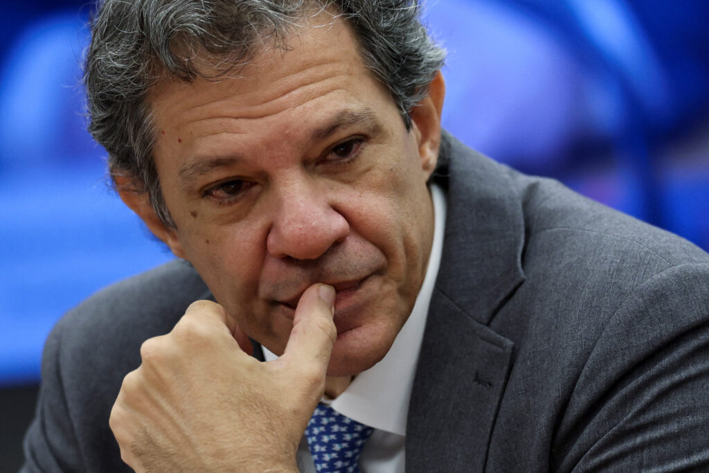 Mnistro da Fazenda, Fernando Haddad, participa de audiência na Câmara dos Deputados, em Brasília 24/09/2025 REUTERS/Adriano Machado