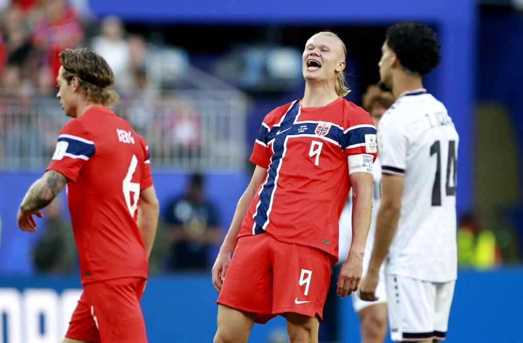 Erling Haaland comemora após marcar gol contra o Iraque na Copa do Mundo 2026. Foto: REUTERS/Pilar Olivares