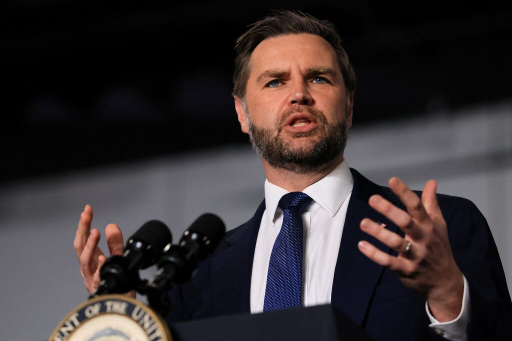 O vice-presidente dos EUA, JD Vance 17 de junho de 2026, em Bethpage, Nova York Spencer Platt/Pool via REUTERS