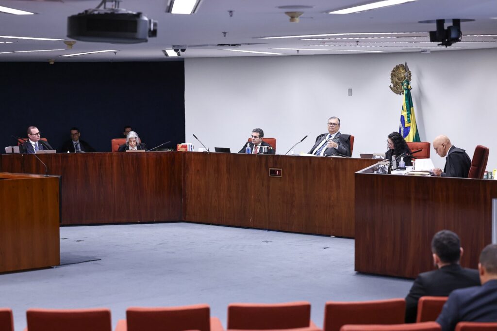 A Procuradoria Geral da República entendeu que decisão da 1ª Turma apresentou omissões e contradições