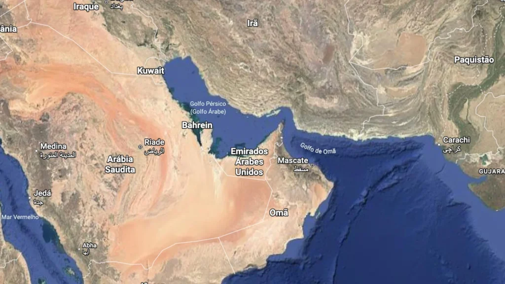 Ataques dos houthis às refinarias sauditas aumentam tensões no Oriente Médio