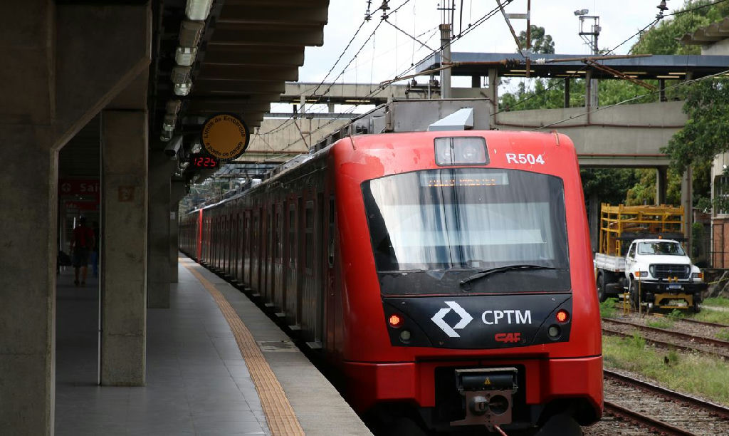 CPTM retoma operação de linhas de trem em São Paulo após falhas