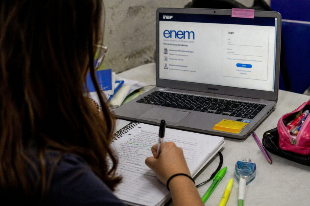 tes Entretenimento Economia Colunistas Publicação Legal Entrar Bem vinda! Faça l