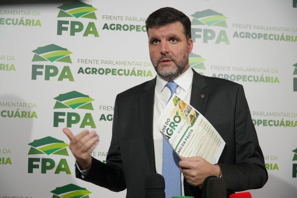 Presidente da Frente Parlamentar da Agropecuária, Lupion diz que há muitas divergências sobre proposta para dívidas rurais
