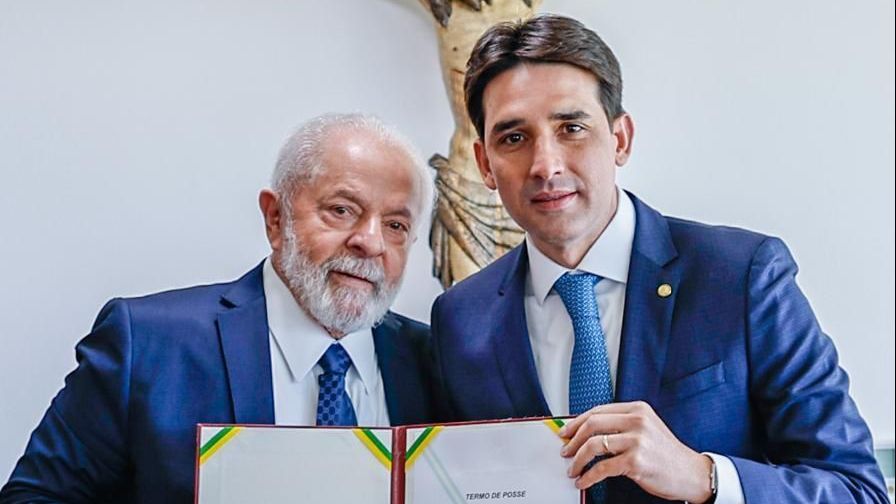 Silvio Costa Filho assume ministério de Portos e Aeroportos em ato fechado com Luiz Inácio Lula da Silva • Divulgação/Ricardo Stuckert