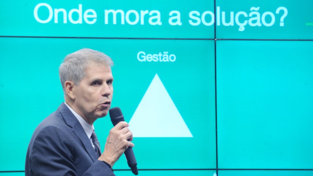 Sidônio Palmeira na Comissão de Comunicação e Comissão de Fiscalização Financeira e Controle