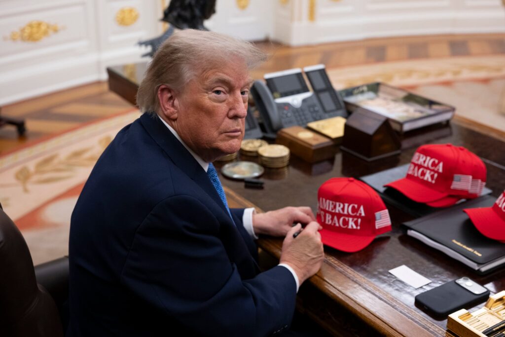 Trump acusa China de interferir nas eleições dos EUA de 2020