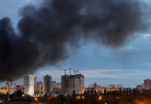 Ataque russo em Kiev revela vulnerabilidades nas defesas aéreas da Ucrânia