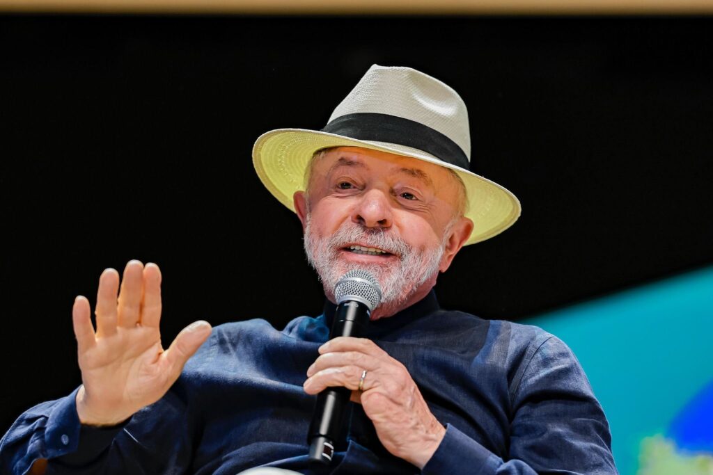 PDT anuncia apoio a Lula e se une ao PT no primeiro turno após 12 anos