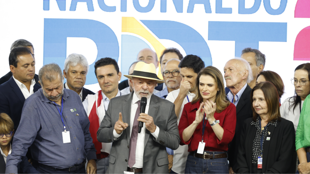 PDT formaliza apoio à reeleição de Lula em convenção nacional