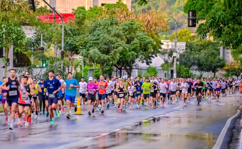 Maratona de Vitória atinge limite de inscrições para 21 km e 42 km; expectativa de 10 mil corredores