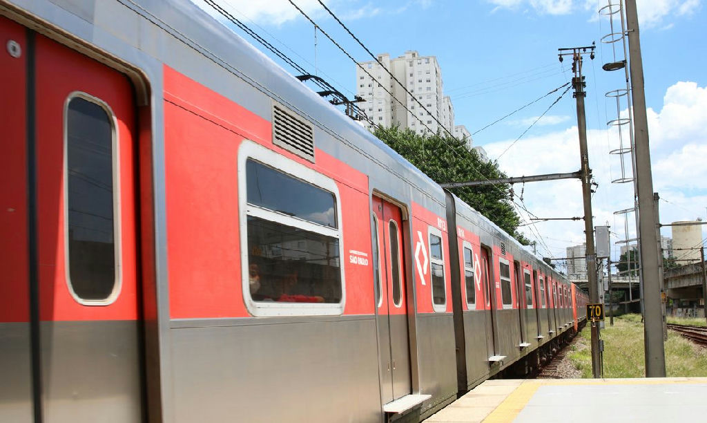 CPTM assume operação de linhas afetadas por falhas em São Paulo