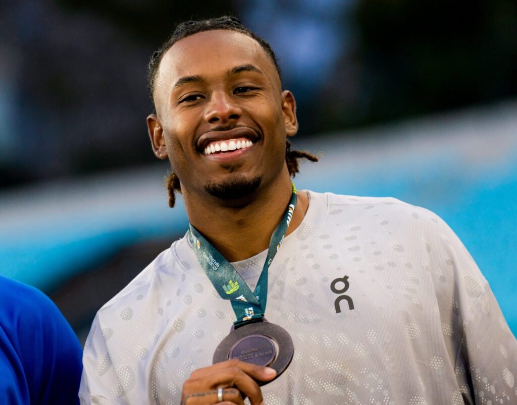 Paulo André conquista bronze no Troféu Brasil e celebra retorno triunfante às pistas