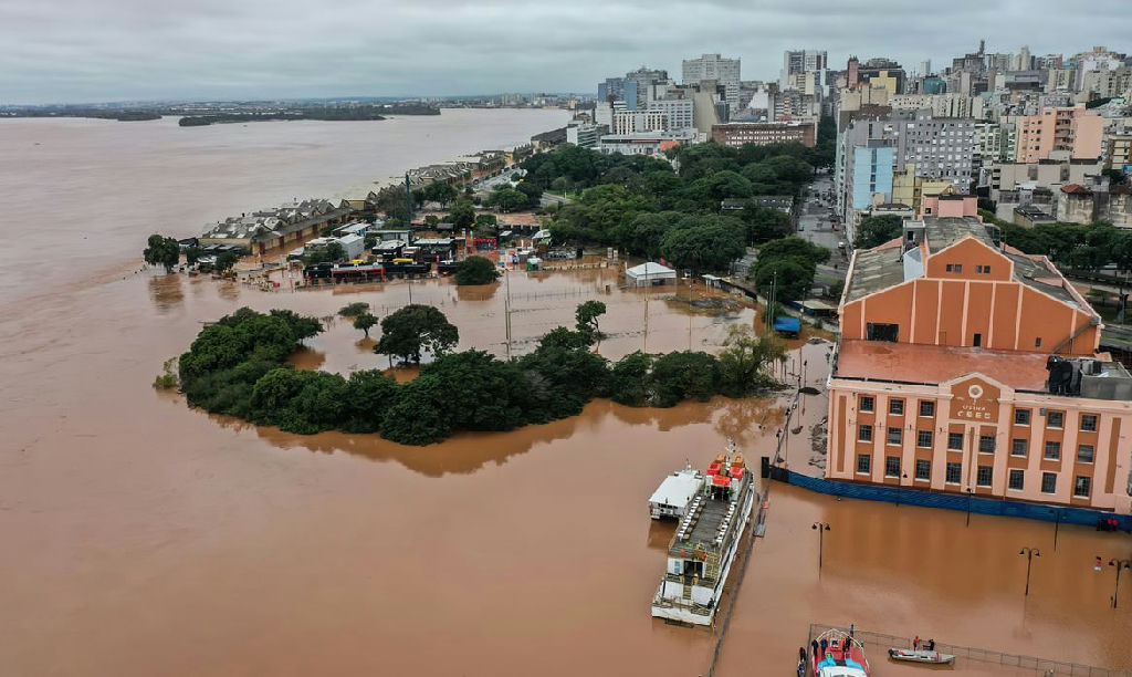 Rio Guaíba em alerta: risco de inundação em Porto Alegre aumenta