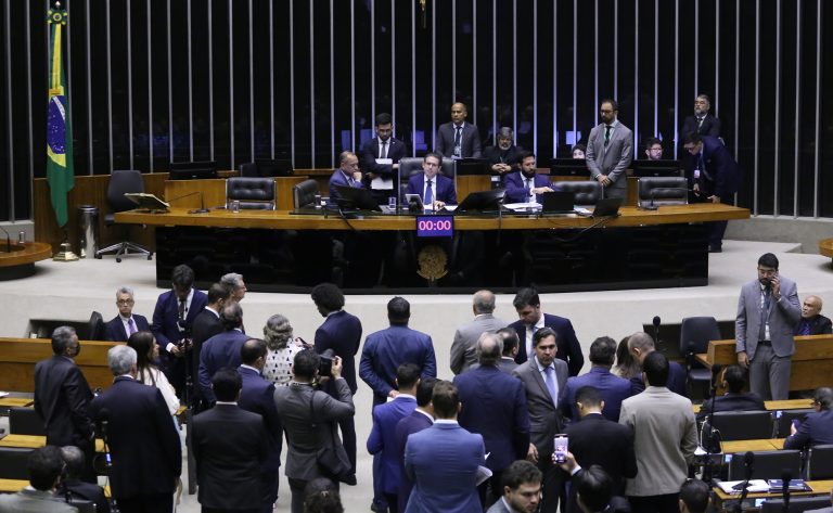Sete partidos se manifestam sobre emendas parlamentares após determinação do STF
