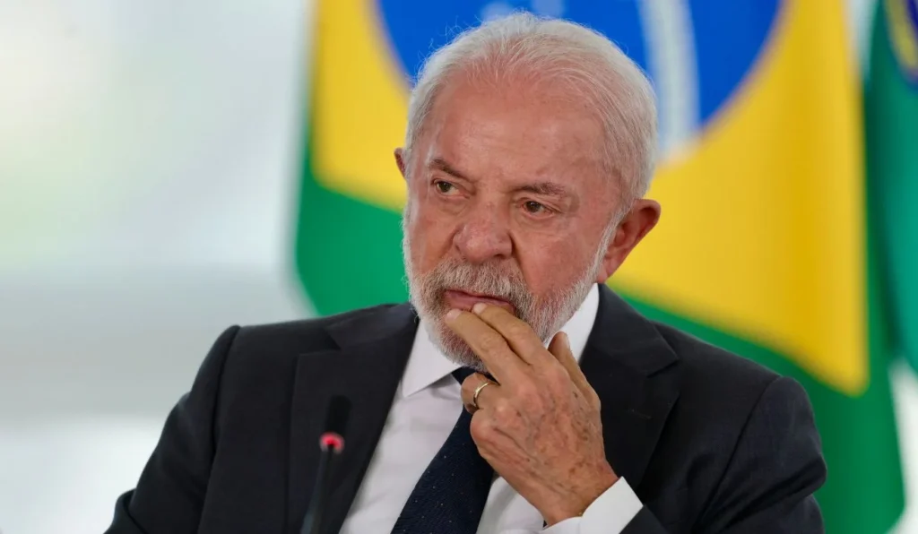Tre-sp aplica multa a Lula por campanha eleitoral antecipada
