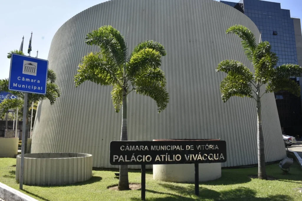 Vitória aprova diretrizes orçamentárias para 2027 em votação na Câmara Municipal