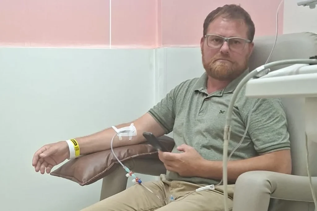 Câncer revela síndrome genética em homem e transforma sua vida: 'Achei que era o fim'