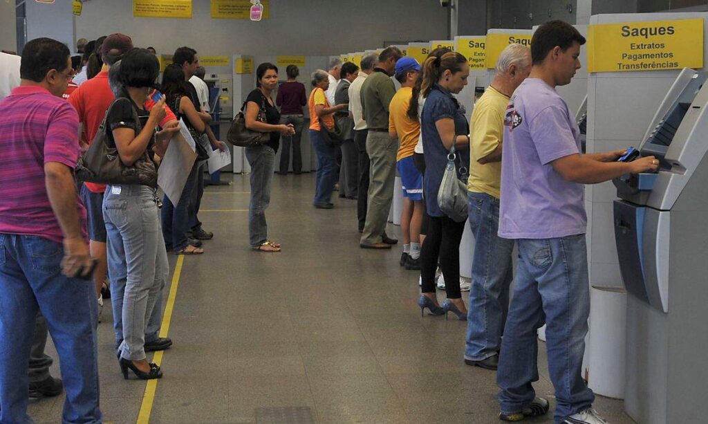 Categoria bancária inicia greve de 24 horas nesta quinta por reajuste e melhores Condições