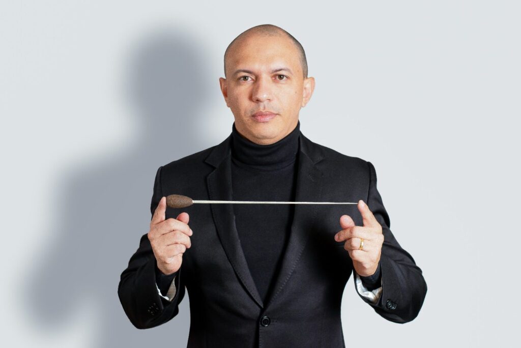 Concerto de Stravinsky e Grieg promete encantar no Teatro SESI em Vitória