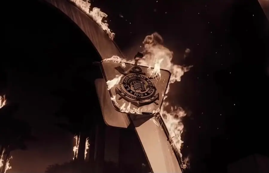Corinthians aplica multa a Memphis Depay após clipe exibir Parque São Jorge em chamas