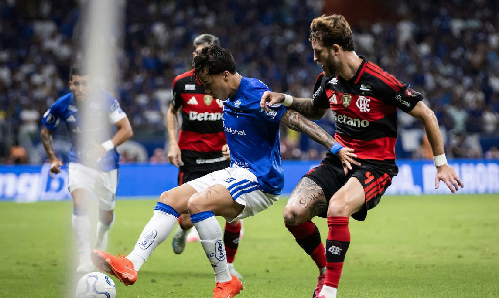 Cruzeiro e Flamengo ficam no empate nas oitavas da Libertadores