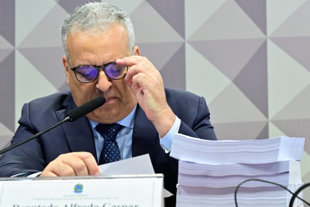 Decisão de Gaspar transforma a disputa ao Senado em Alagoas