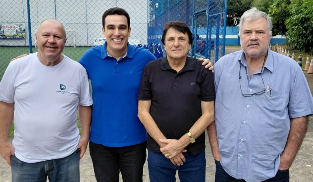 Democrata reverte rompimento e decide apoiar Pazolini na corrida ao governo do ES