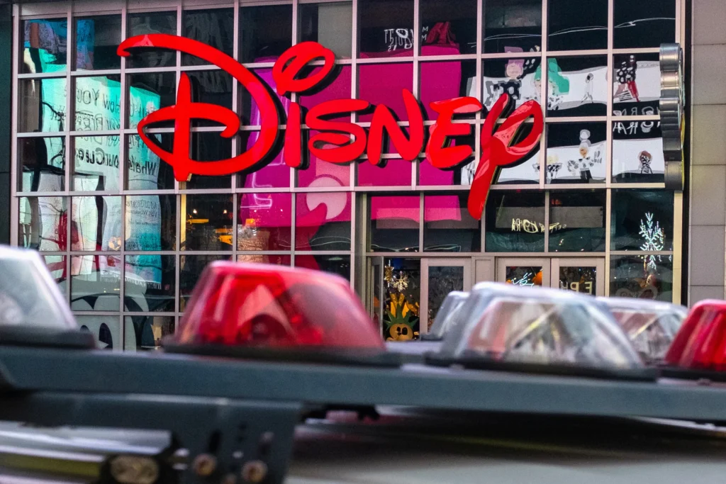 Disney e ABC processam FCC por ameaças à liberdade de transmissão