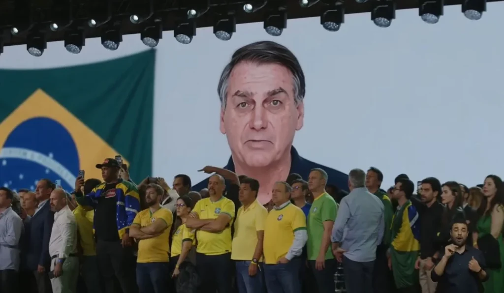 Flávio Bolsonaro pode enfrentar sanções por vídeo gerado por IA com Jair Bolsonaro