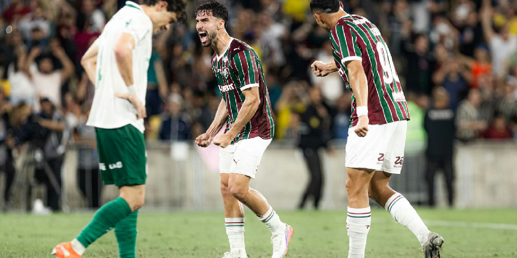 Fluminense encerra sequência negativa e supera Palmeiras em emocionante virada