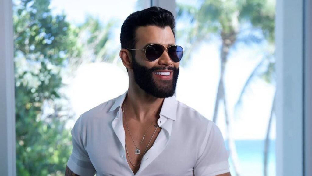 Gusttavo Lima é condenado a indenizar por expor telefone em música
