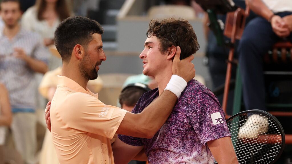 João Fonseca compartilha lições após duelos com Sinner, Alcaraz e Djokovic