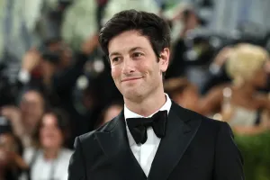 Joshua Kushner ignora céticos e fecha compra recorde dos Lakers por US$ 12,5 bilhões