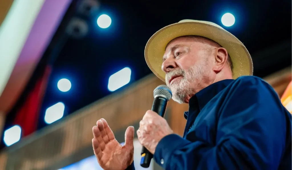 Lula defende limites na liberdade de expressão nas redes sociais