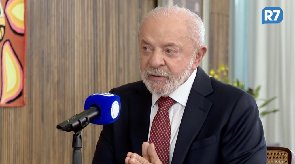 Lula reafirma que Lulinha deve explicar suspeitas sobre sua atuação