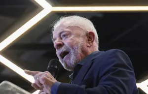 Lula reconhece baixa adesão ao Move Brasil e critica exigências bancárias
