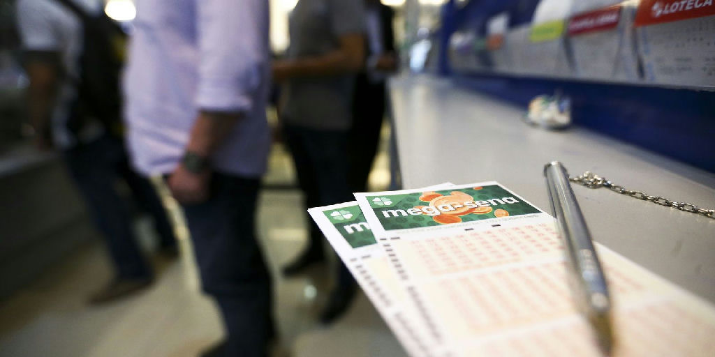 Mega-sena acumula e prêmio chega a R$ 50 milhões após sorteio sem ganhadores