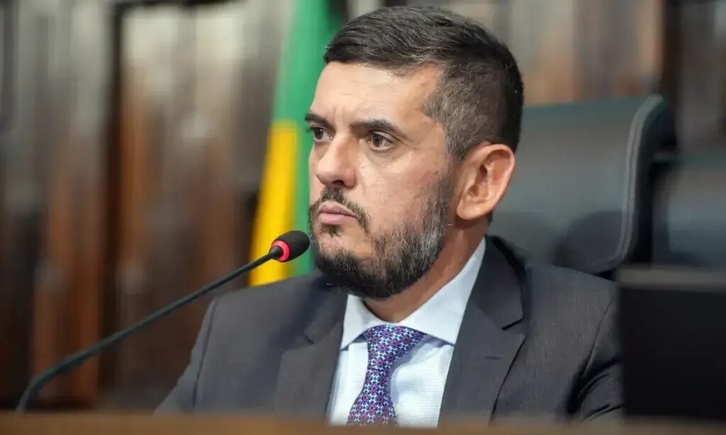 Ministro Moraes decide tornar Bacellar réu por vazamento de informações sigilosas