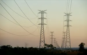 ONS decide não acionar corte emergencial na geração de energia no Dia dos Pais