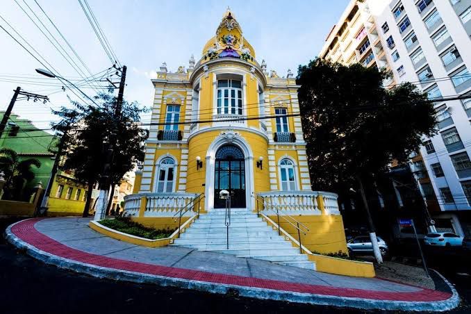 Programação cultural da Casa da Música Sônia Cabral reúne humor e arte entre 24 e 30 de agosto