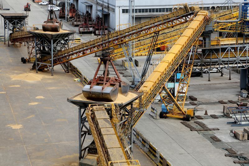 Queda nas importações de soja pela China em julho: análise do mercado
