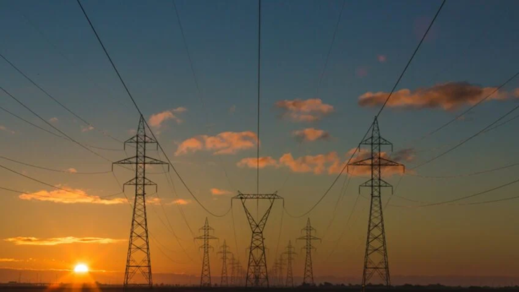 Reforma elétrica se torna prioridade após eleições, afirmam especialistas