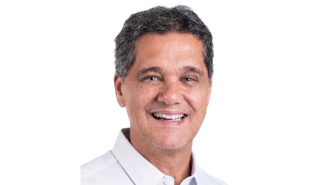 Ricardo Ferraço participa de entrevista ao vivo na TV Vitória hoje à noite