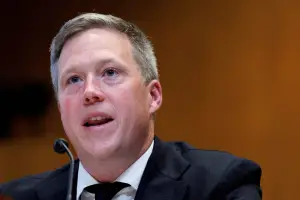 Saída do secretário do Exército dos EUA marca nova reestruturação na administração Trump