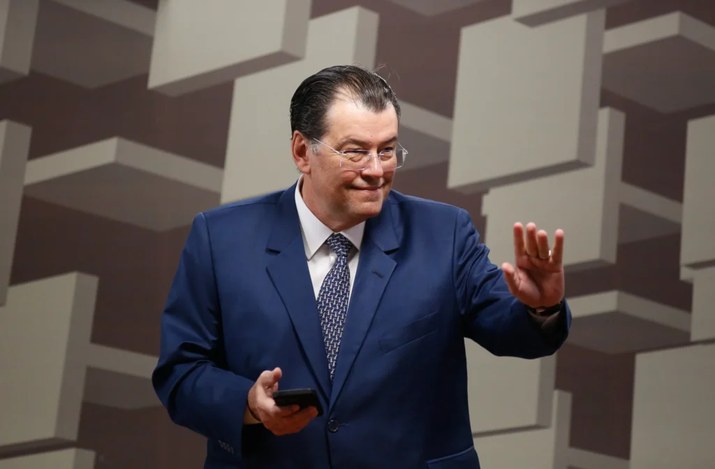 Senado define Eduardo Braga como nome mais cotado para relatar projeto de minerais críticos