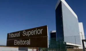 TSE confirma filiação de Flávio Bolsonaro ao Missão com credenciais válidas