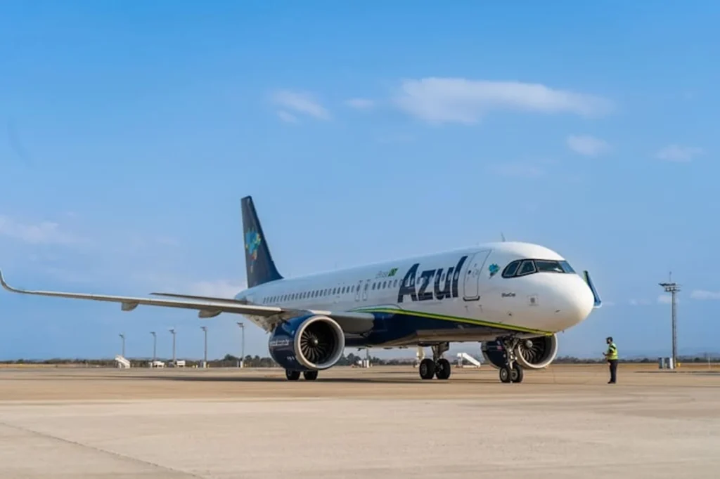 Azul obtém financiamento de R$ 2 bilhões para enfrentar volatilidade de combustíveis