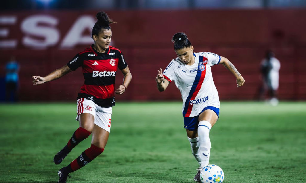 Bahia e Flamengo duelam em uma das semifinais da Copa do Brasil Feminina e Internacional pega o Bragantino na outra