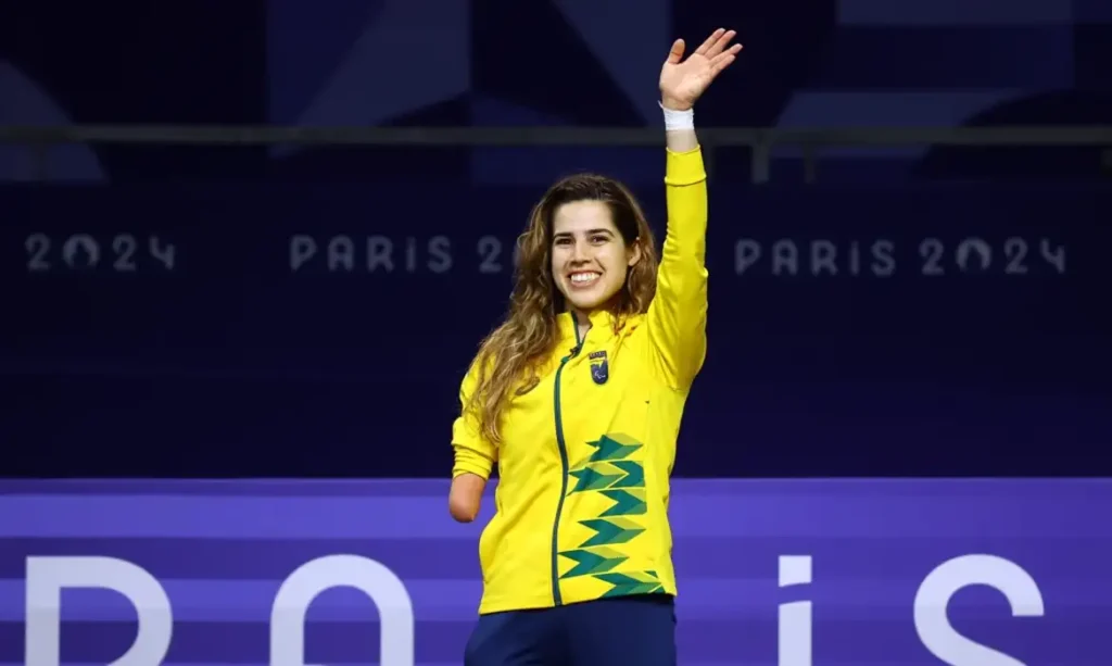 Brasil brilha no Grand Prix de parataekwondo em Paris com seis medalhas